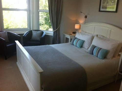 Arbour House B&B สวาเนจ ภายนอก รูปภาพ